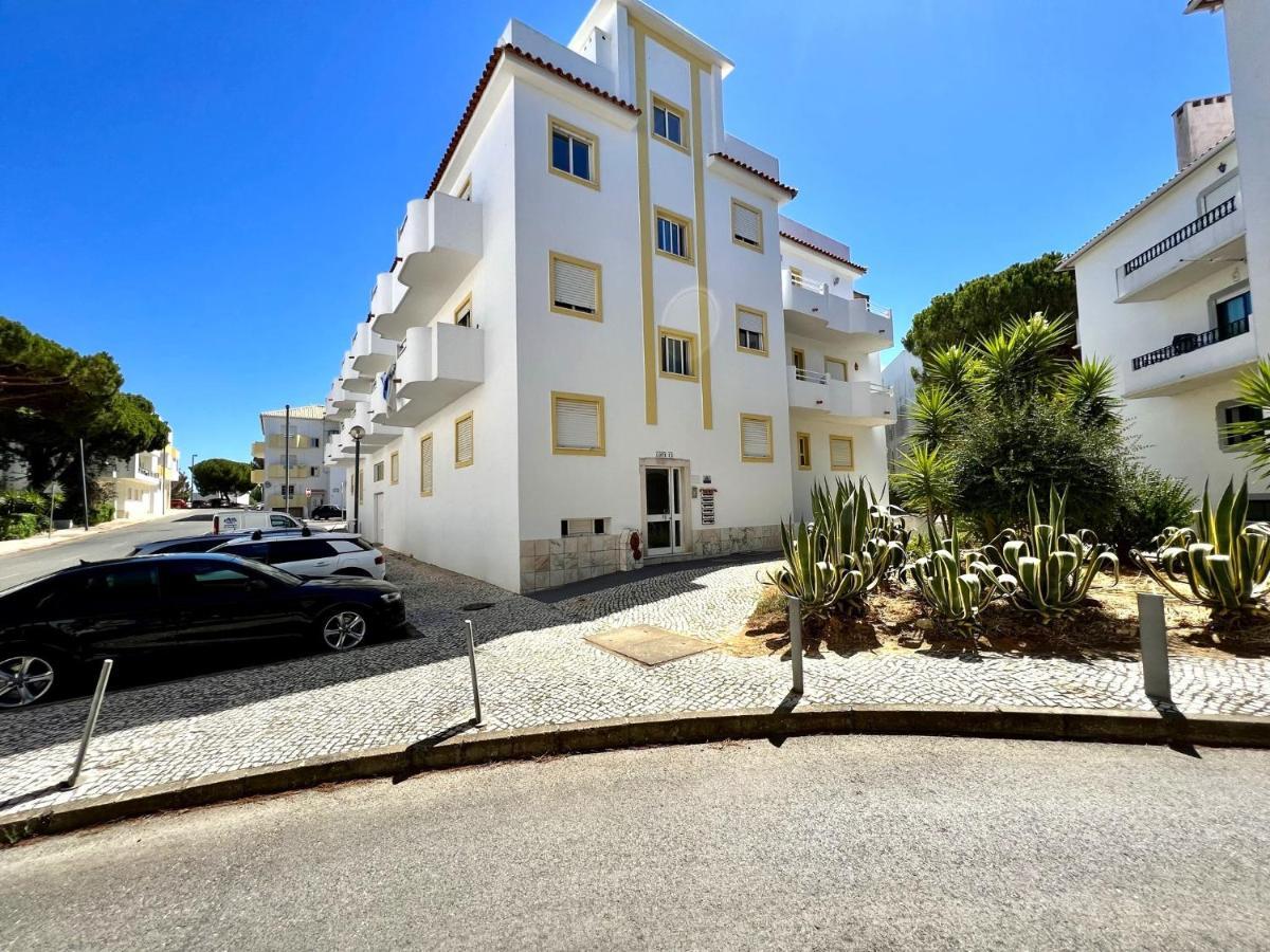 Апартаменти Albufeira Falesia Beach 2 By Homing Екстер'єр фото